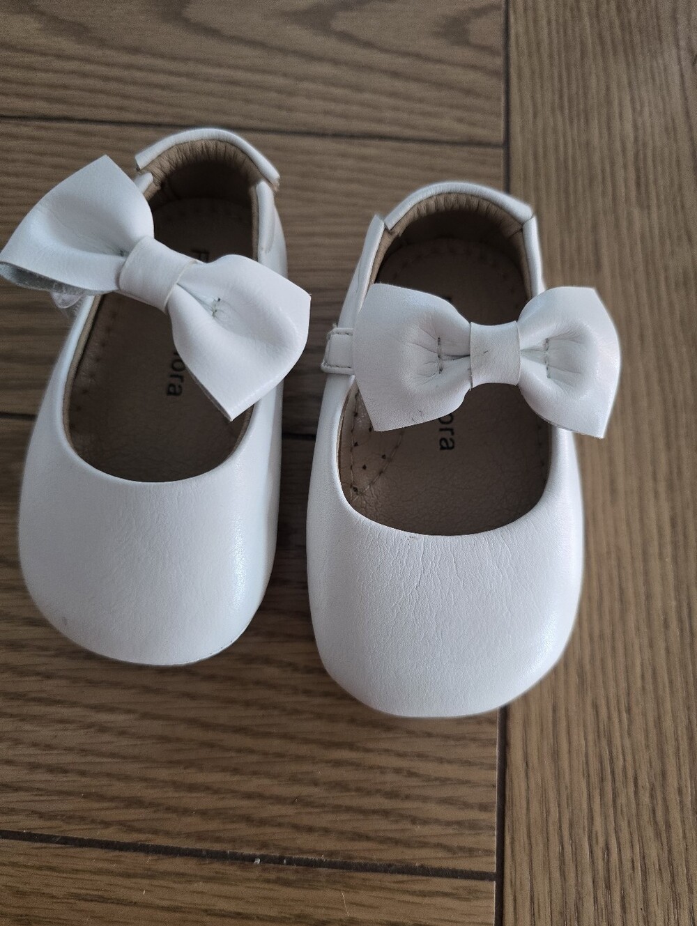 White Baby Mary Jane Shoes with Bow